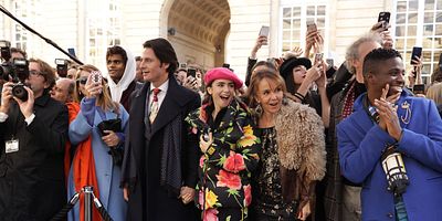 Poster der Serie Stornierte Couture