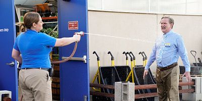 Poster der Serie Essential