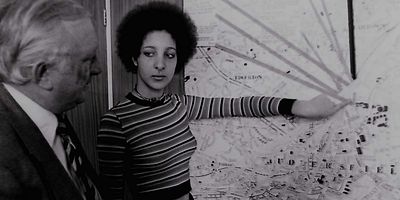 Poster der Serie Between Now and Dawn