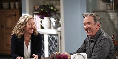 Poster der Serie High on the Corporate Ladder