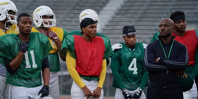 Poster der Serie High Expectations