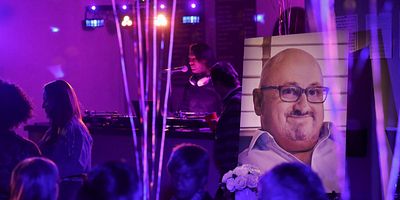 Poster der Serie The Wellstone Agency