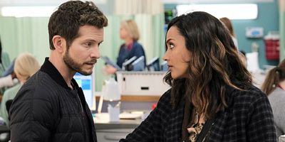 Poster der Serie First Days, Last Days