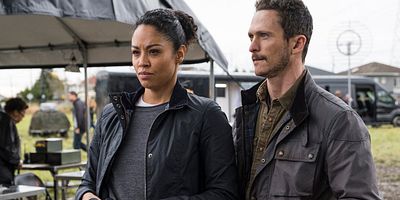 Poster der Serie You Are Not Alone