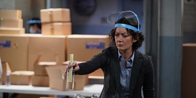 Poster der Serie A Fast Car, A Sudden Loss, and A Slow Decline