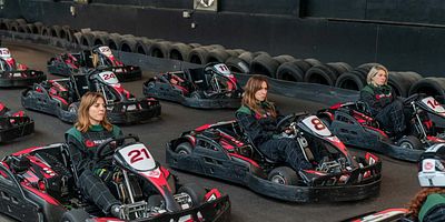 Poster der Serie Lift Me Up