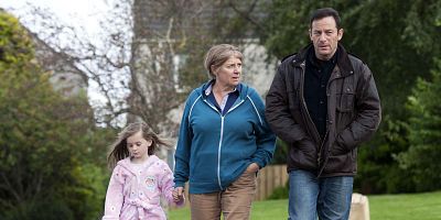 Poster der Serie Started Early, Took My Dog