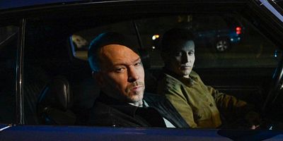 Poster der Serie Justifies the Means