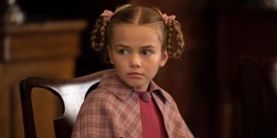 Poster der Serie Carrying a Bird