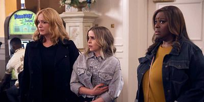 Poster der Serie Put It all on Two