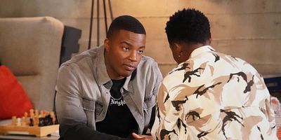 Poster der Serie Surviving The Times