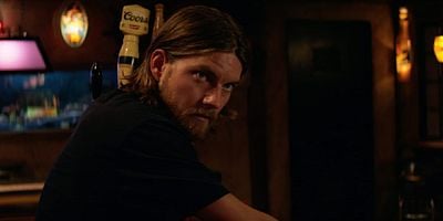 Poster der Serie Hemd gegen Haus