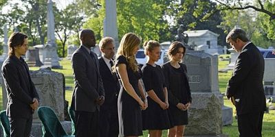 Poster der Serie I’ll Never Get Out of This World Alive