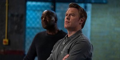 Poster der Serie Arcane Wireless