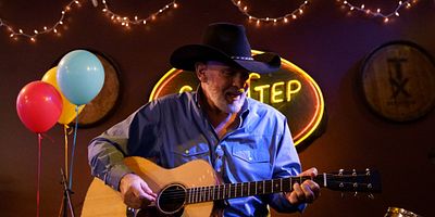 Poster der Serie Champagne Problems