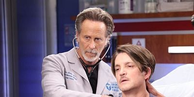 Poster der Serie Caught Between The Wrecking Ball and The Butterfly