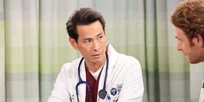 Poster der Serie Everyone's Fighting a Battle You Know Nothing About