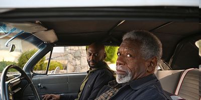 Poster der Serie Think Twice