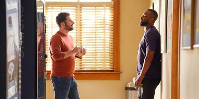 Poster der Serie A Bird In The Hand