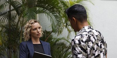 Poster der Serie Out of Sight, Out of Mind