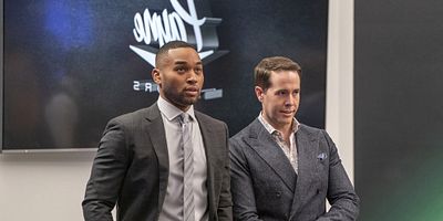 Poster der Serie Dealer Event