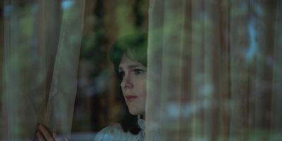 Poster der Serie Stepping Stone