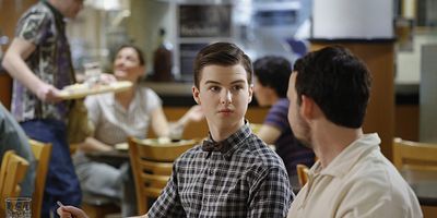 Poster der Serie Half a Wiener Schnitzel and Underwear in a Tree