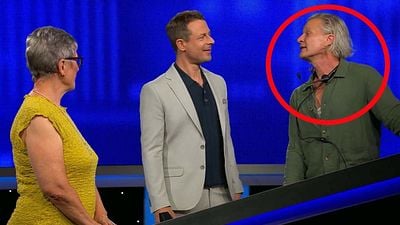 bild aus der news Ratlosigkeit bei "Gefragt - Gejagt": Alexander Bommes muss sich Hilfe aus dem Studio holen