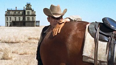 bild aus der news Streaming-Tipp: Dieses bildgewaltige 200-Minuten-Epos ist der unvergessliche Abschied von einer Schauspielikone