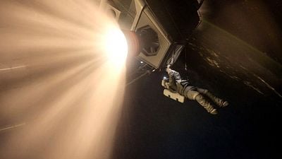 bild aus der news Bei uns viel zu unbekannt: Gefeierte Sci-Fi-Serie vom "Outlander"-Macher bekommt Staffel 6 spendiert