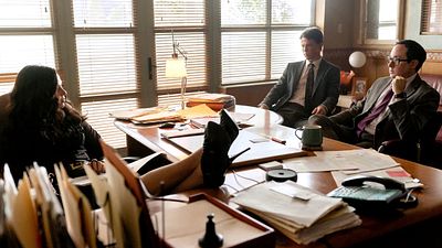 bild aus der news Nach dem Thriller-Hit aus den 90er-Jahren: Der erste Trailer zur Serie "The Rainmaker" ist da – basierend auf einem Bestseller!