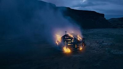 bild aus der news Wer einen Road-Trip plant, sollte unbedingt einen großen Bogen um diesen Horrorfilm machen: Erster Trailer zu "Passenger"