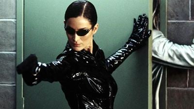 "Ich muss kellnern, während dieser große Film herauskommt": So wenig Geld verdiente Carrie-Anne Moss am Erfolg von "Matrix"