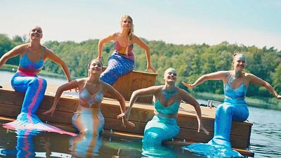 bild aus der news Sie lockten über sechs Millionen Menschen (!) in die deutschen Kinos – jetzt kommt der Serien-Ableger ins Heimkino!