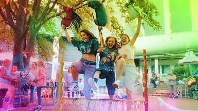 bild aus der news Die Regisseurin drehte zuvor einen der besten deutschen Filme der letzten Jahre: Trailer zum Jugendfilm "Pferd am Stiel"