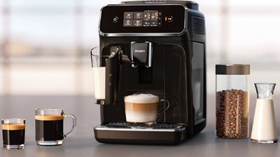 Philips Kaffeevollautomat bei Amazon: Den Preis-Leistungs-Sieger von Stiftung Warentest gibt's gerade richtig günstig