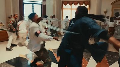 bild aus der news Nach dem Scheitern von "Blade" haben der Star und der Ex-Regisseur ihren eigenen knallharten Actionfilm gedreht – hier ist der Trailer