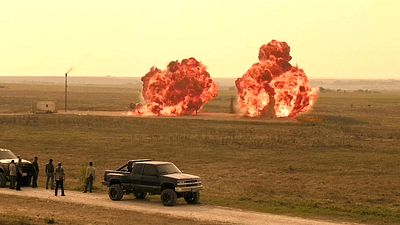 bild aus der news Die neue Serie des "Yellowstone"-Machers startet noch dieses Jahr – und der explosive deutsche Trailer verspricht ein weiteres Highlight