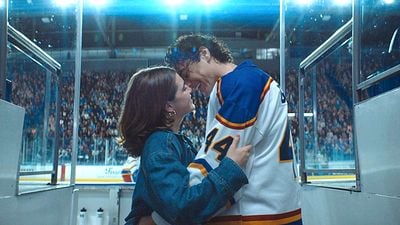 bild aus der news Nach "Heated Rivalry" und "Off Campus" kommt jetzt die nächste Eishockey-Romanze – diesmal ins Kino