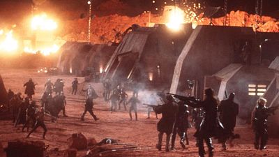 bild aus der news Dieser Sci-Fi-Horror mit Jason Statham gilt als größter Fehlschlag einer Regie-Legende