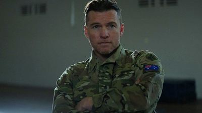 Jake-Sully-Darsteller schlüpft nach "Avatar 2" erneut in seine Paraderolle – als Ex-Militär & Familienvater: Deutscher Trailer zu "Transfusion"