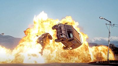 bild aus der news Heute im TV: Die FSK-18-Antwort auf "Fast & Furious" – mit viel nackter Haut & richtig explosiver Action