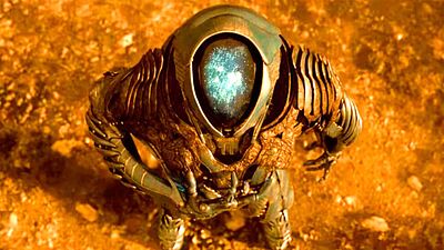 bild aus der news Vor acht Jahren belebte Netflix einen Sci-Fi-Klassiker neu: Die Weltraum-Serie brachte es auf drei Staffeln, doch heute ist sie fast vergessen!