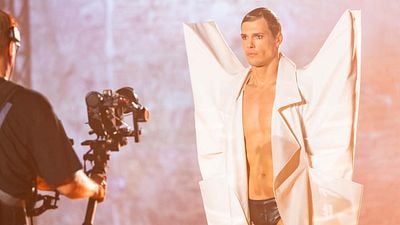 bild aus der news "Trauen sich nicht alle": GNTM-Kandidat offenbart vor anderen Männern sein Geheimnis – und bekommt überraschende Reaktionen