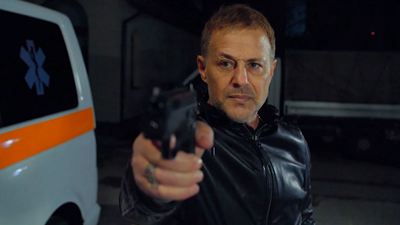 Im deutschen Trailer zum Action-Thriller "Adrenalin" ist ein brutaler Gangster die letzte Hoffnung für ein entführtes Kind