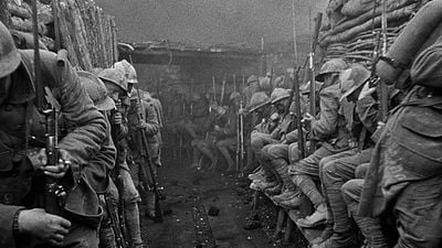 bild aus der news Ein Meisterwerk, das ihr nie wieder vergessen werdet: Einer der besten & intensivsten Kriegsfilme aller Zeiten erscheint erstmals in 4K