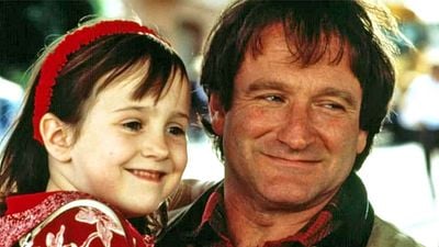 bild aus der news "Ich schätze mich sehr glücklich, ihn gekannt zu haben": "Mrs. Doubtfire"-Star Mara Wilson erinnert sich an ihren Filmvater Robin Williams (†63)