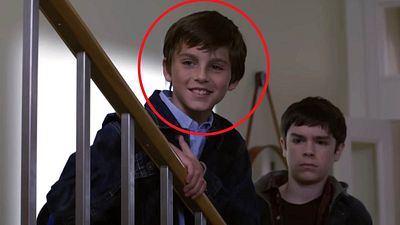 bild aus der news Heute ist er einer der größten Hollywood-Stars seiner Generation: Habt ihr den kleinen Jungen aus "Law & Order" erkannt?