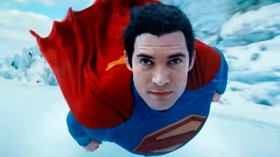 bild aus der news "Hat mich schon als Kind gestört": Eine Sci-Fi-Brille sorgt in "Superman" dafür, dass niemand Clark Kents Geheimnis entdeckt