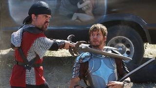 Kick some ass! Trailer zur blutigen Rollenspieler-Komödie "Knights of Badassdom"